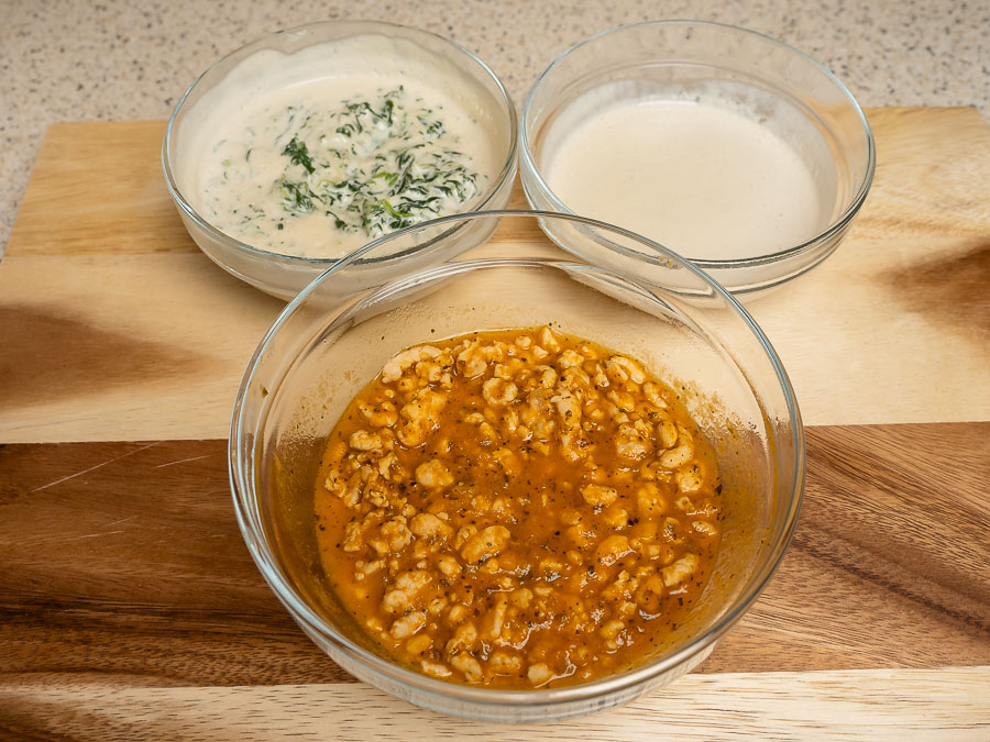Pulykaragu, spenótos vegán ricotta és kesus sajtszósz pastitsiohoz